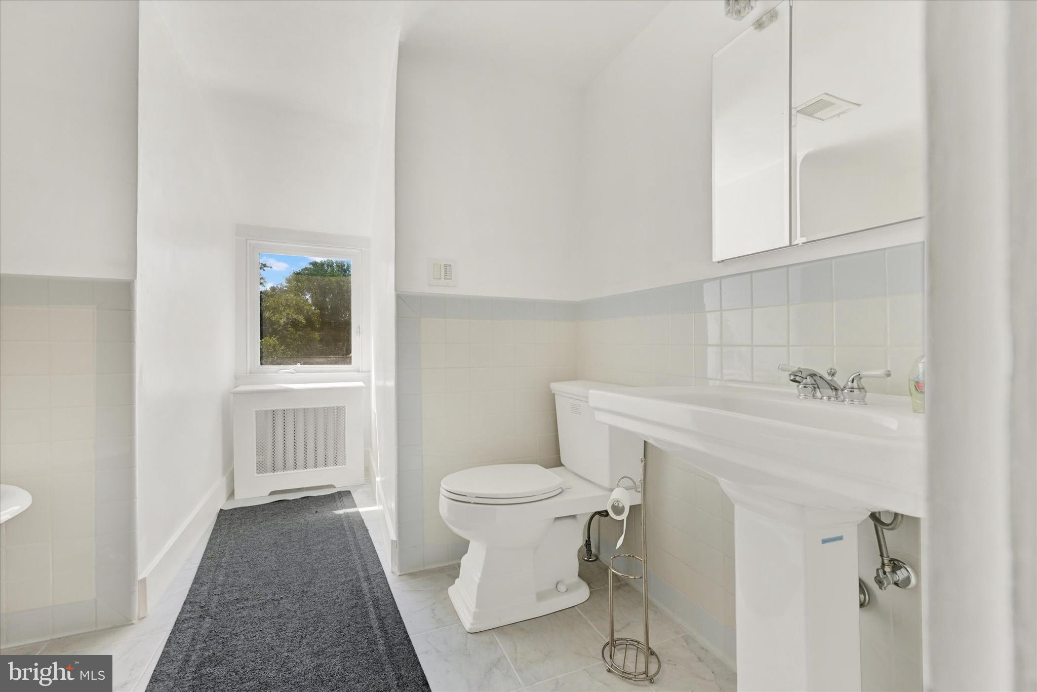 110 Elmwood Rd
