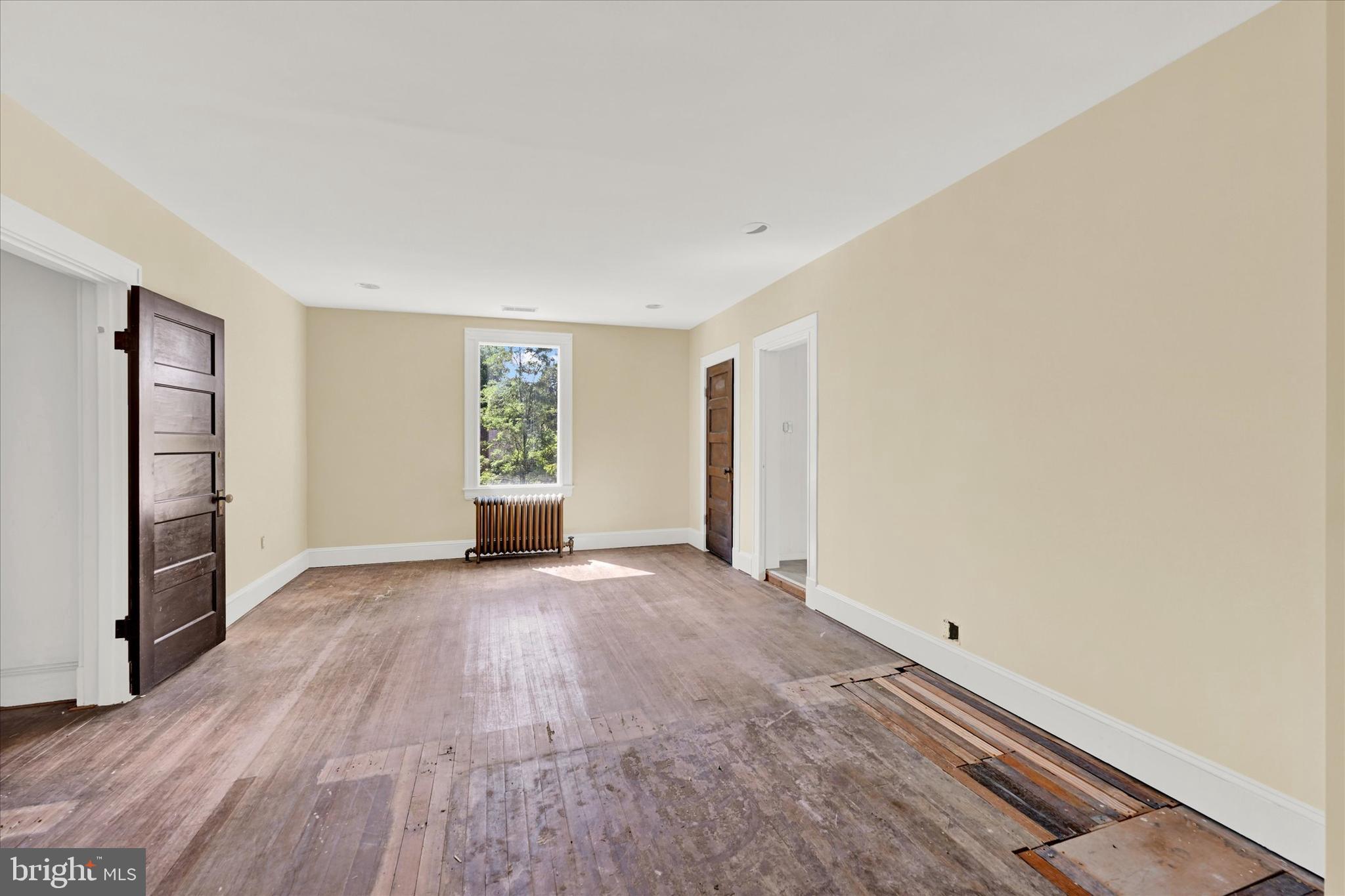110 Elmwood Rd