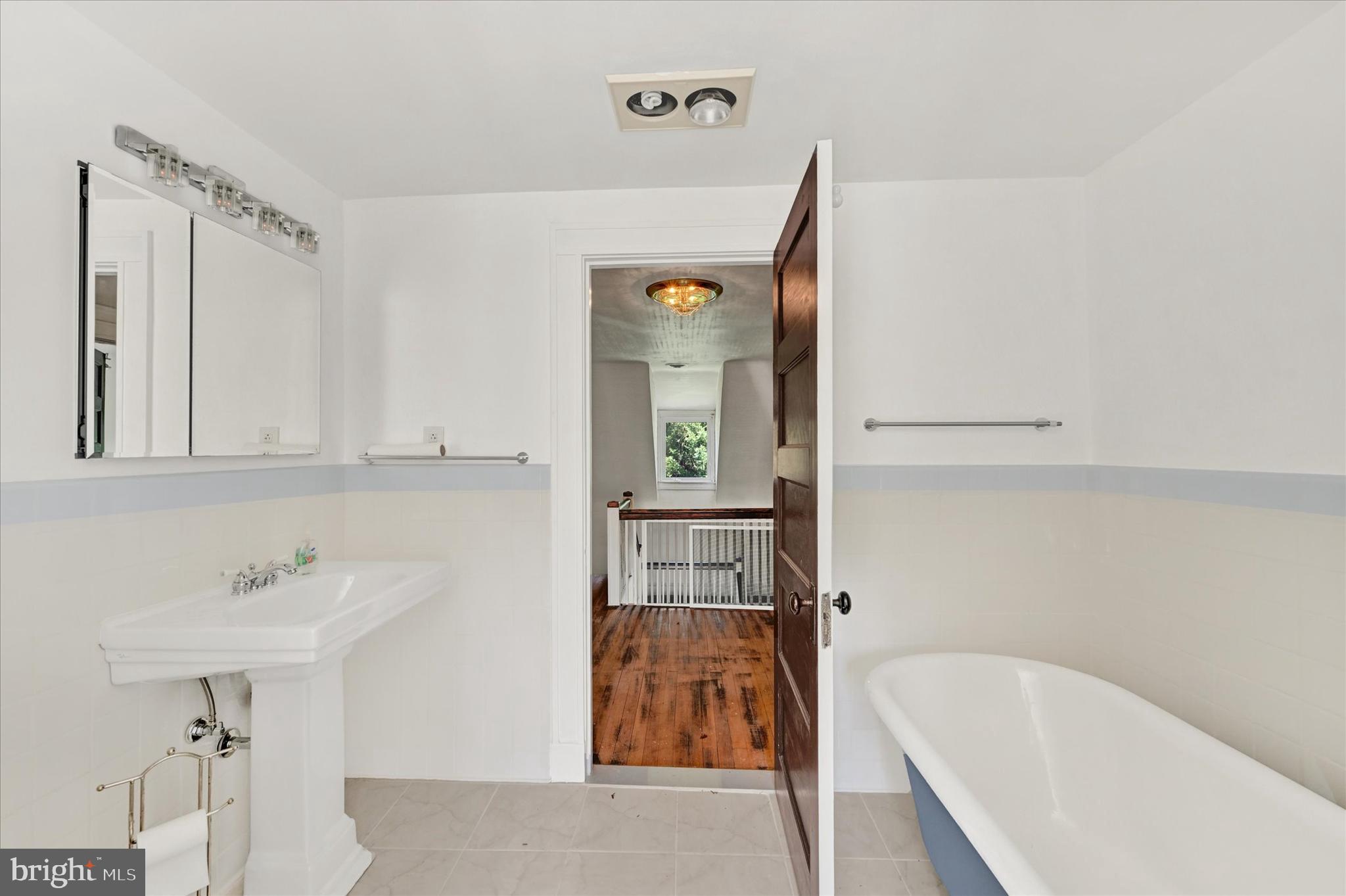 110 Elmwood Rd