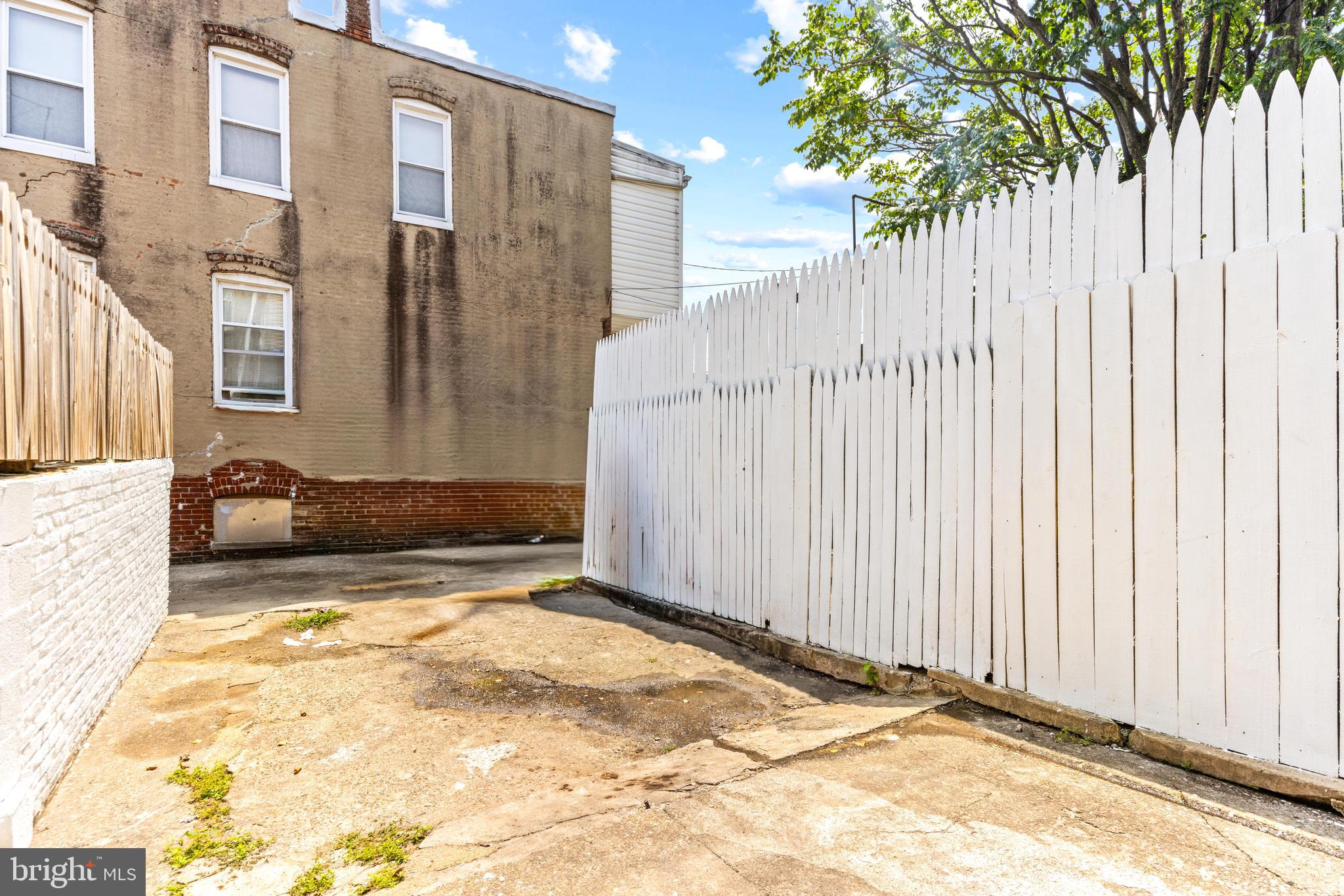 1205 Washington Blvd