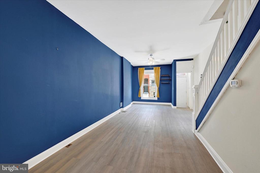 12 S Robinson St