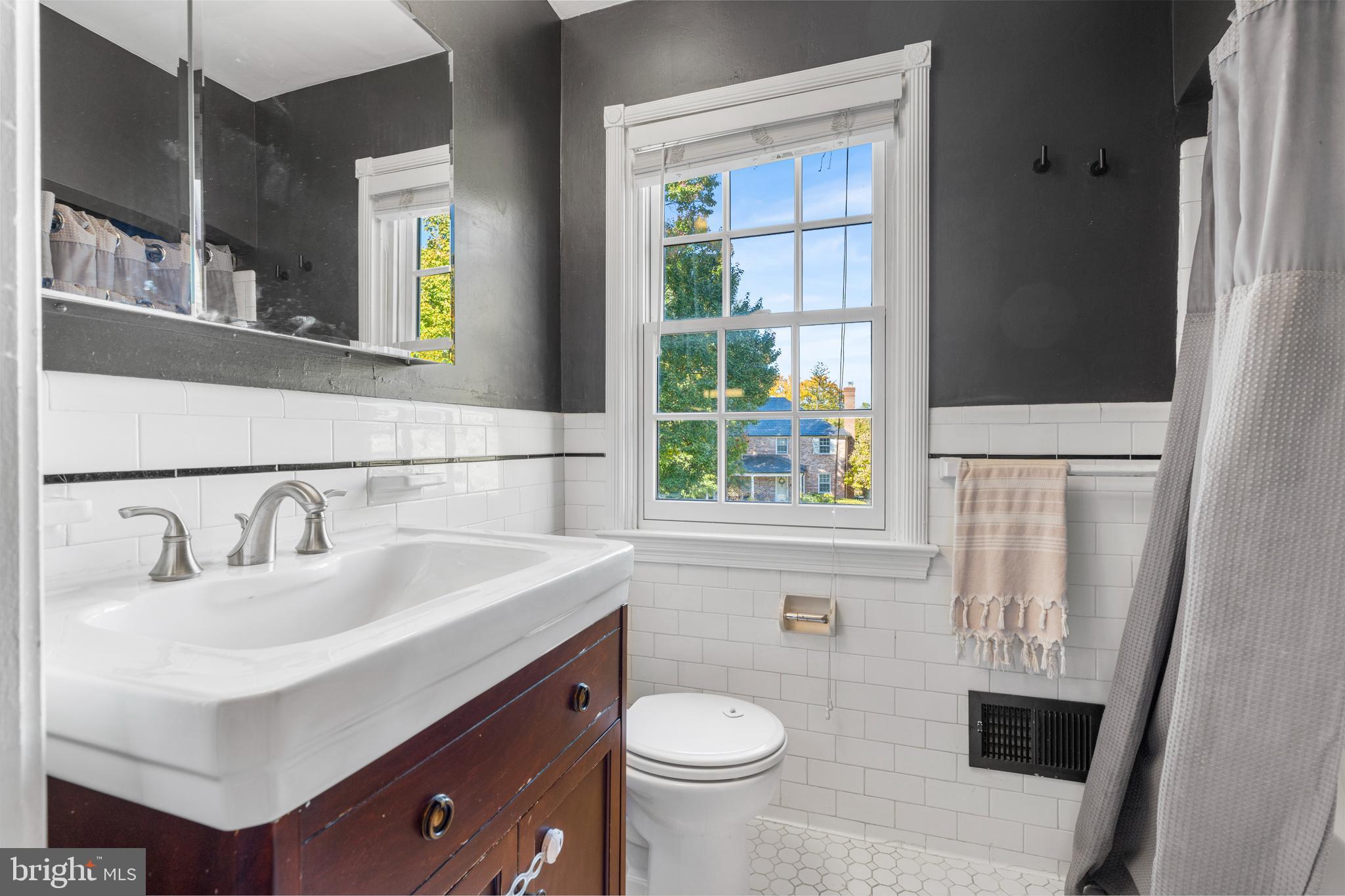 311 WOODBOURNE AVENUE