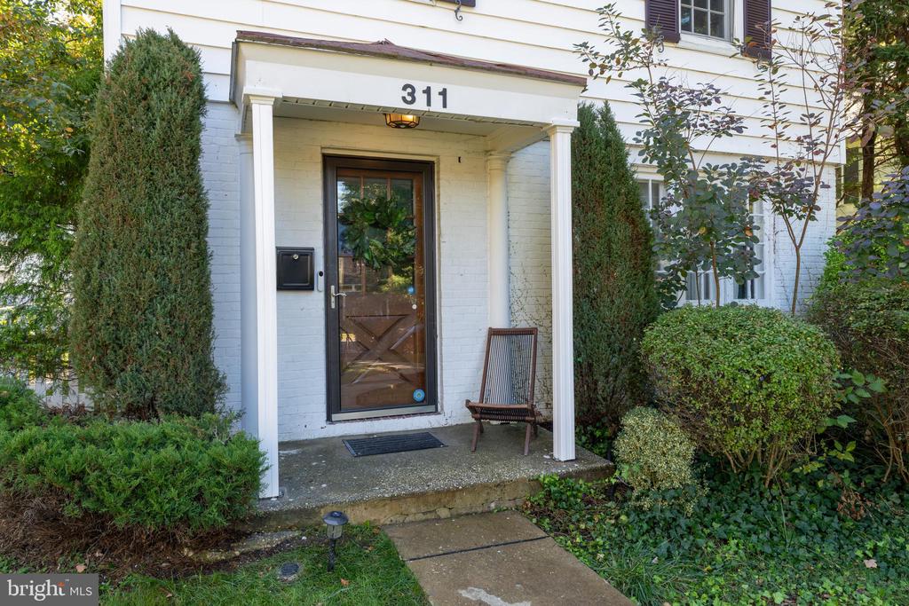 311 WOODBOURNE AVENUE