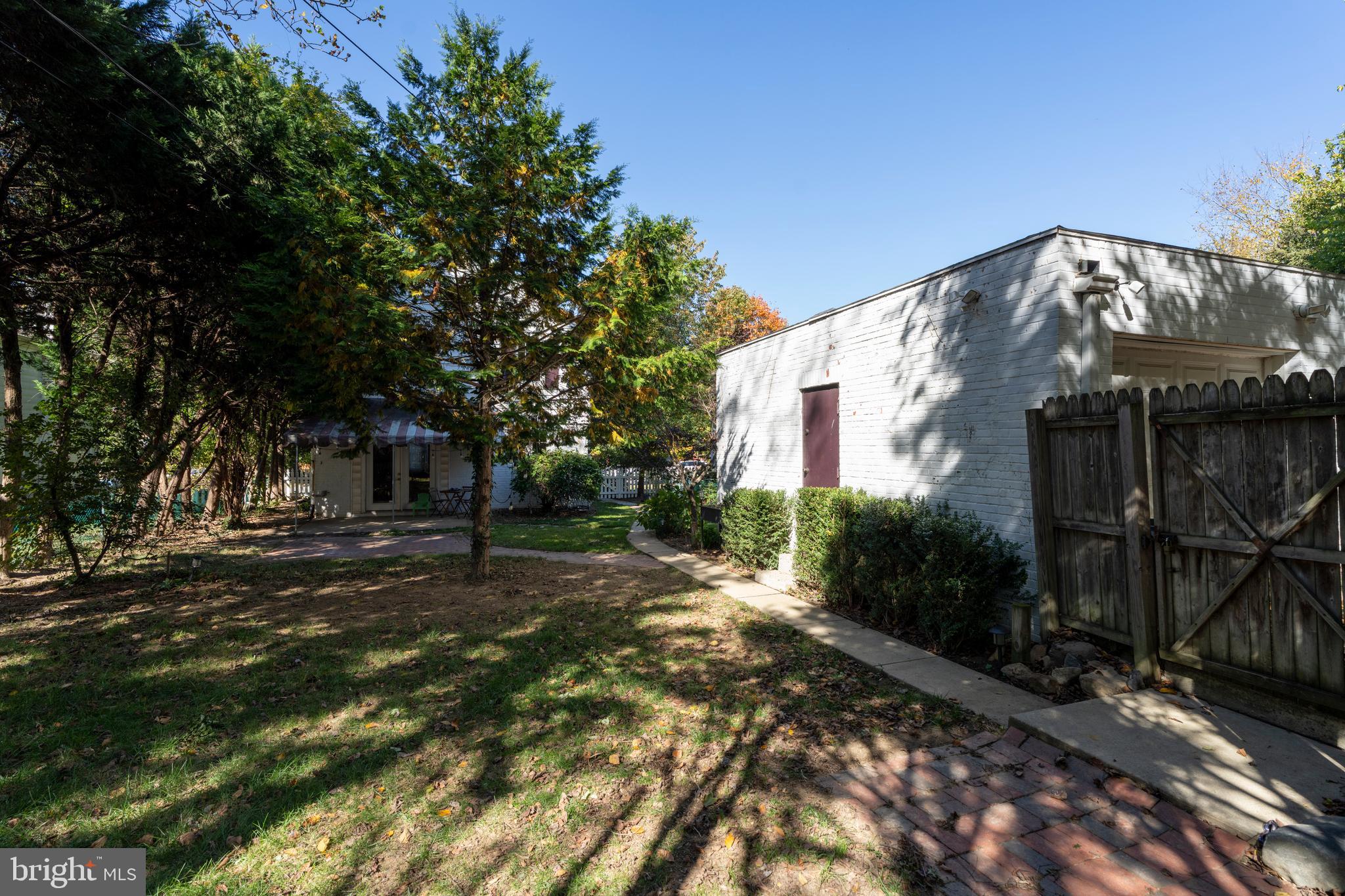 311 WOODBOURNE AVENUE