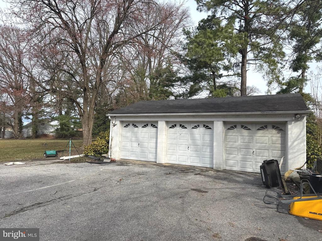 6500 HARFORD ROAD