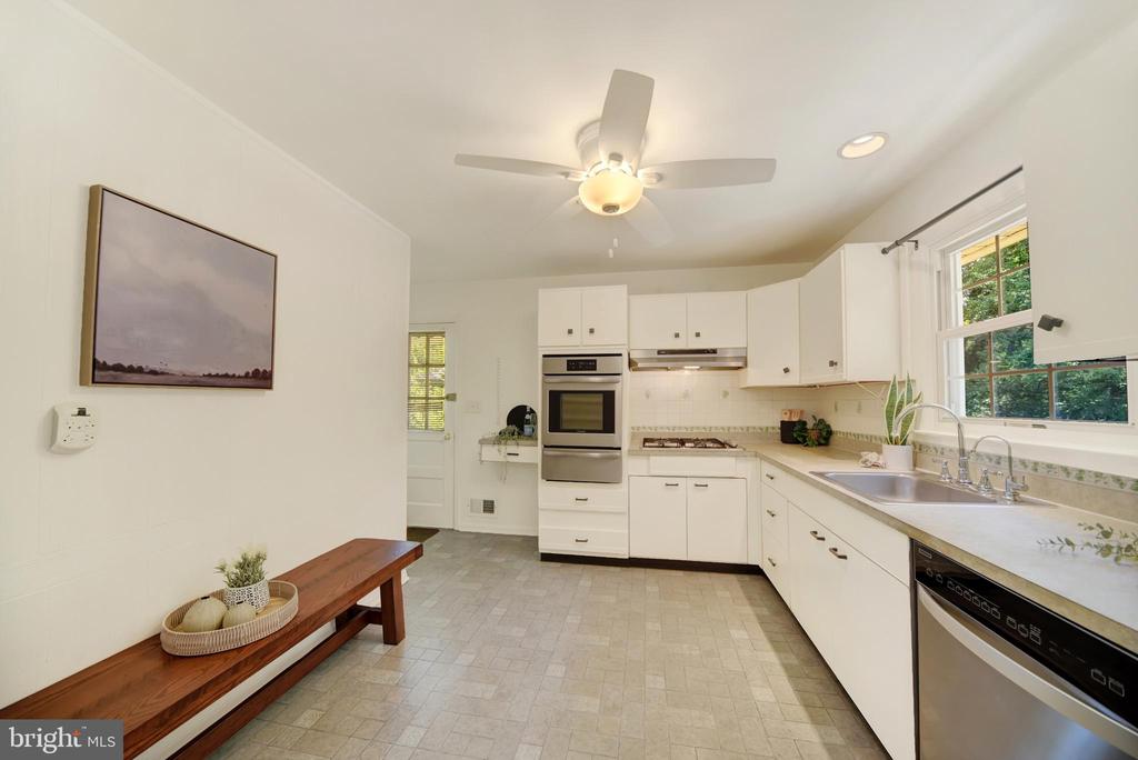403 OLD ORCHARD ROAD