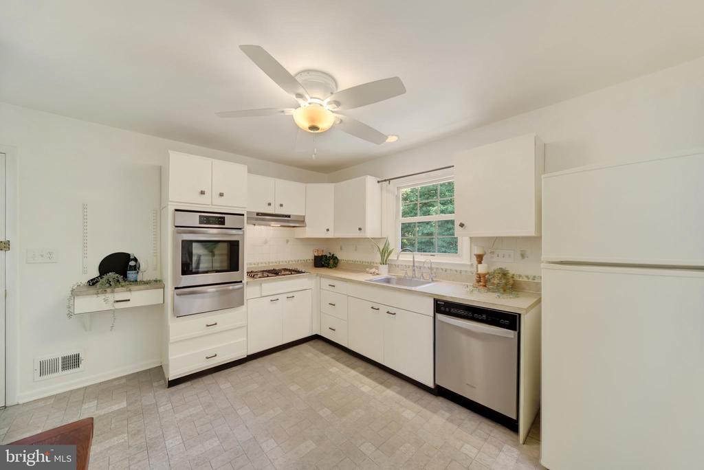 403 OLD ORCHARD ROAD