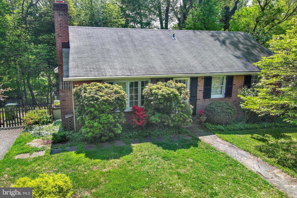 403 OLD ORCHARD ROAD