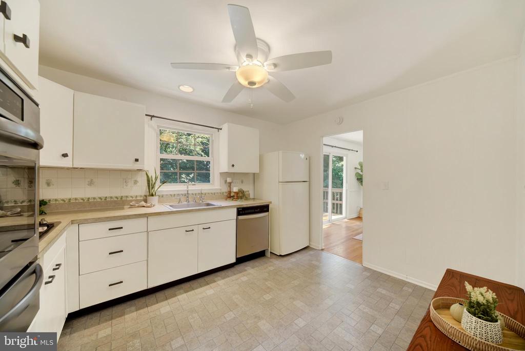 403 OLD ORCHARD ROAD
