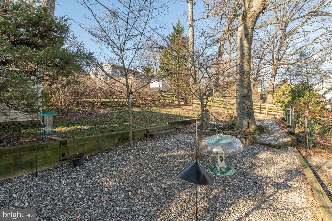 731 ANNESLIE ROAD
