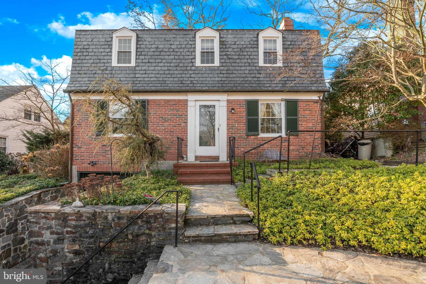 731 ANNESLIE ROAD
