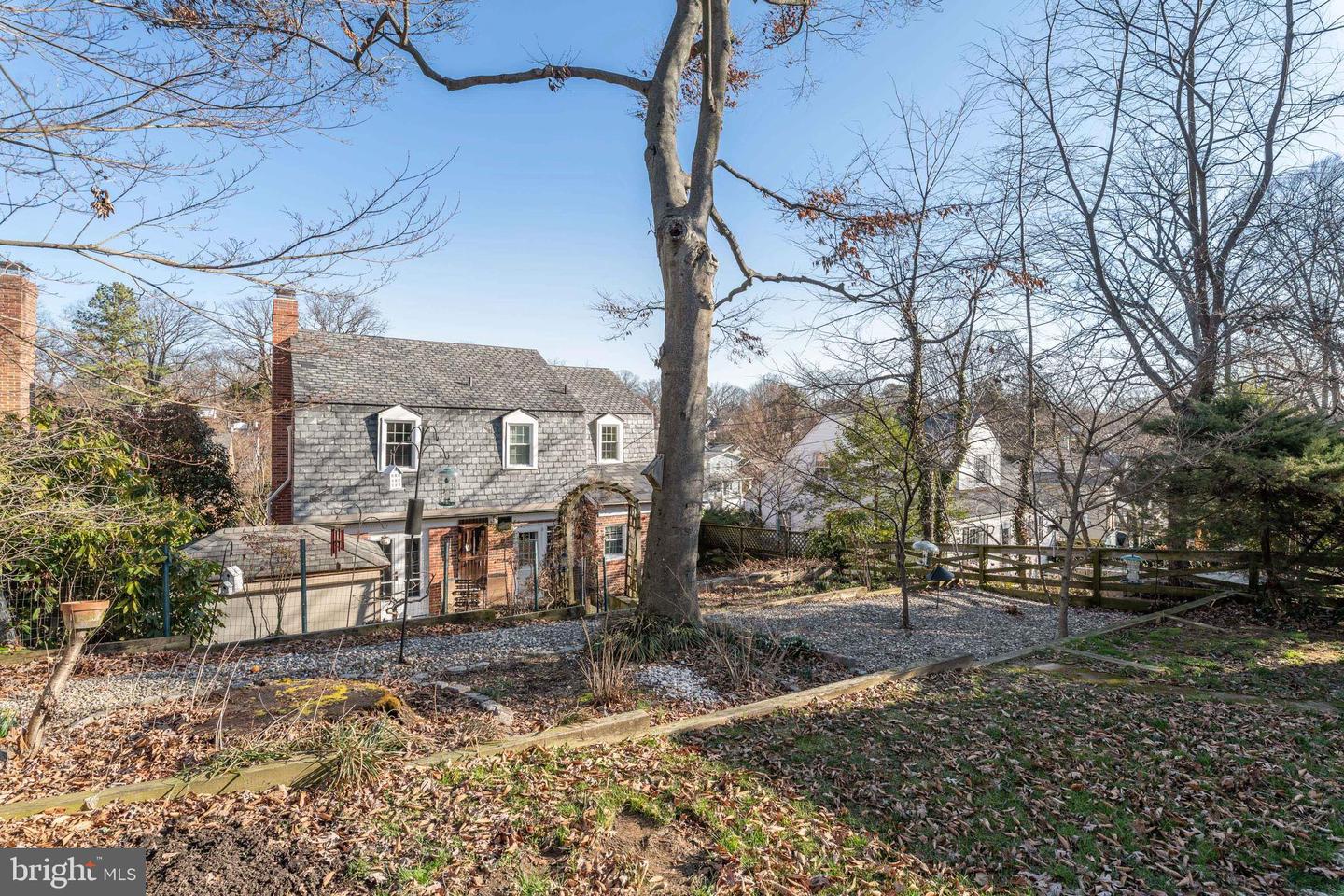 731 ANNESLIE ROAD