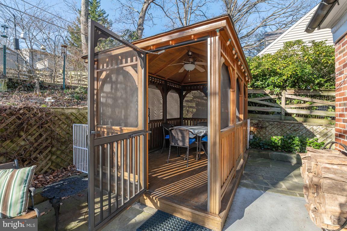 731 ANNESLIE ROAD