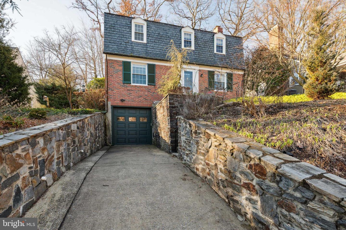 731 ANNESLIE ROAD