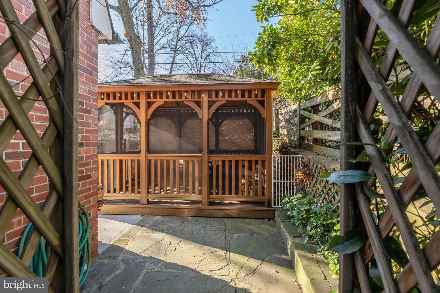 731 ANNESLIE ROAD
