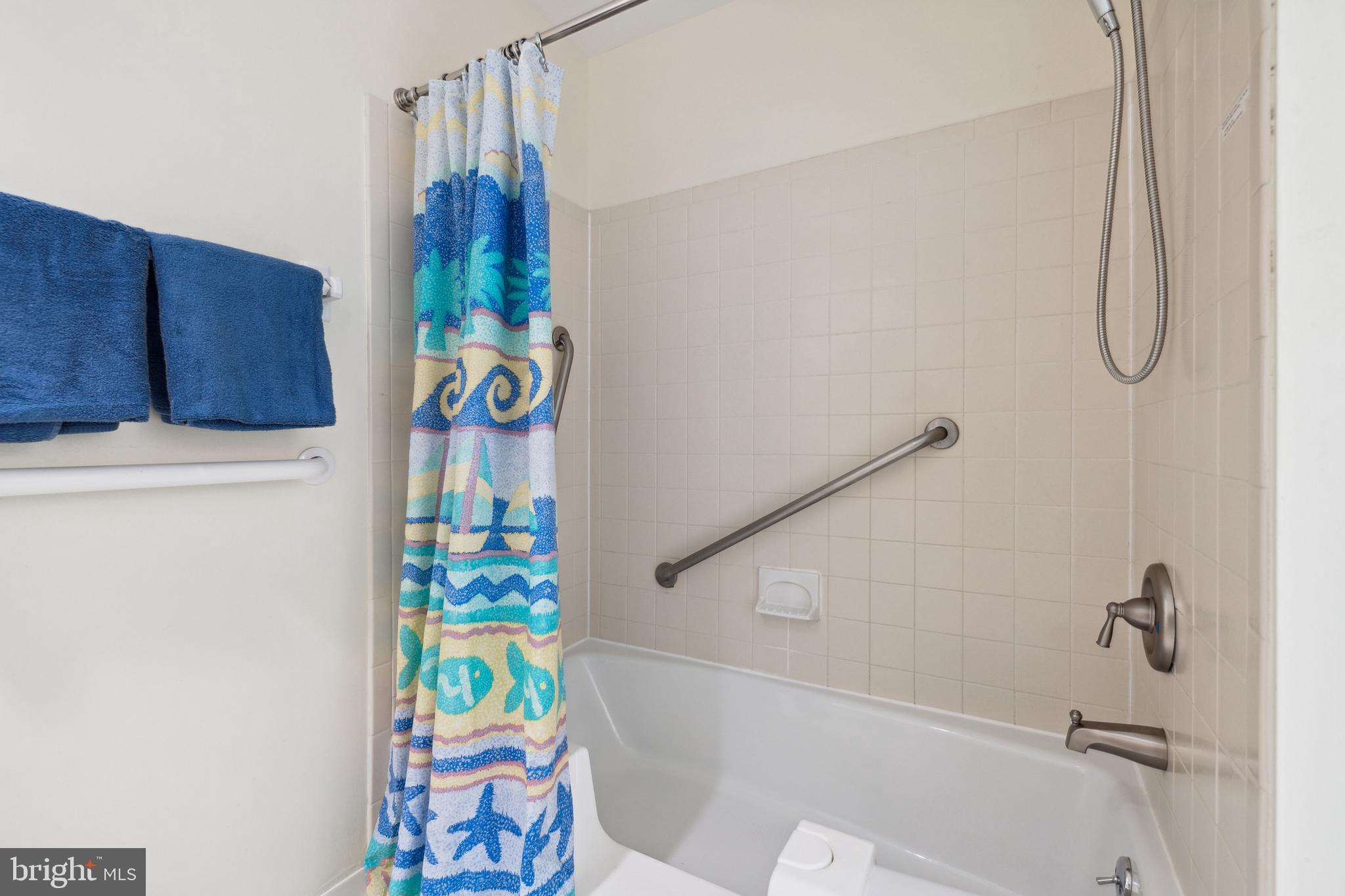 1 SOUTHERLY CT Unit: 606