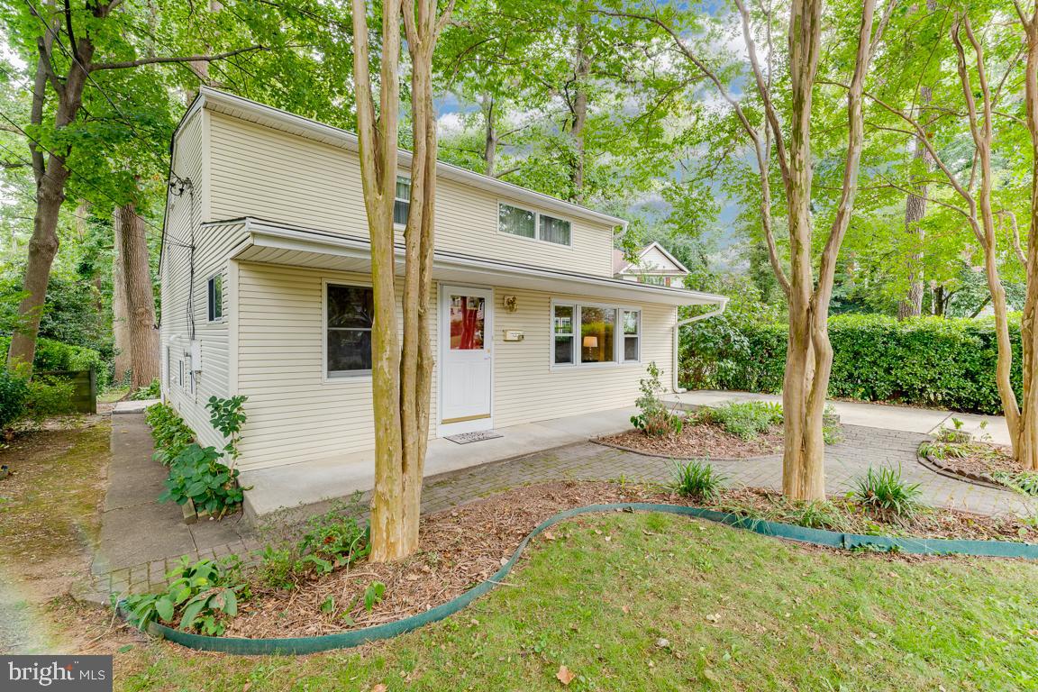 1103 Saint Albans Rd