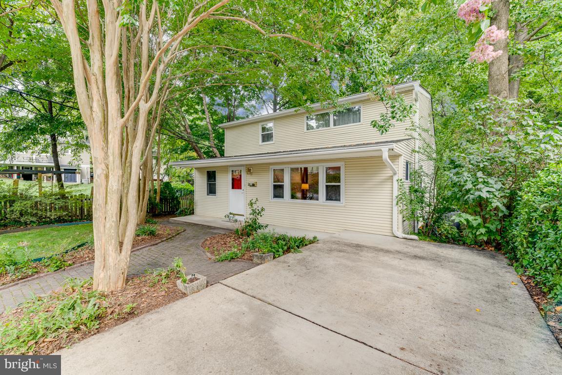1103 Saint Albans Rd