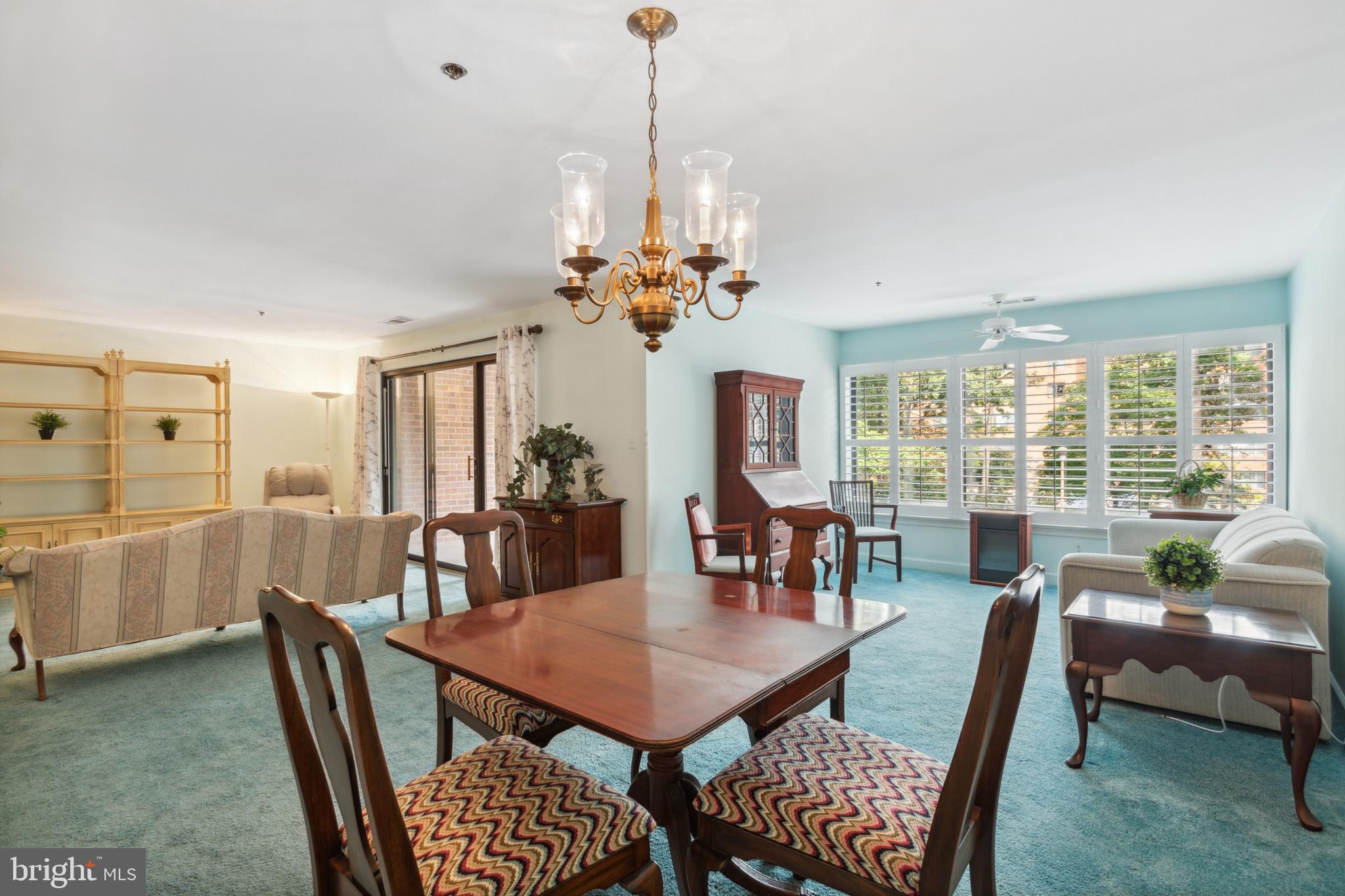 3 SOUTHERLY COURT Unit: 201