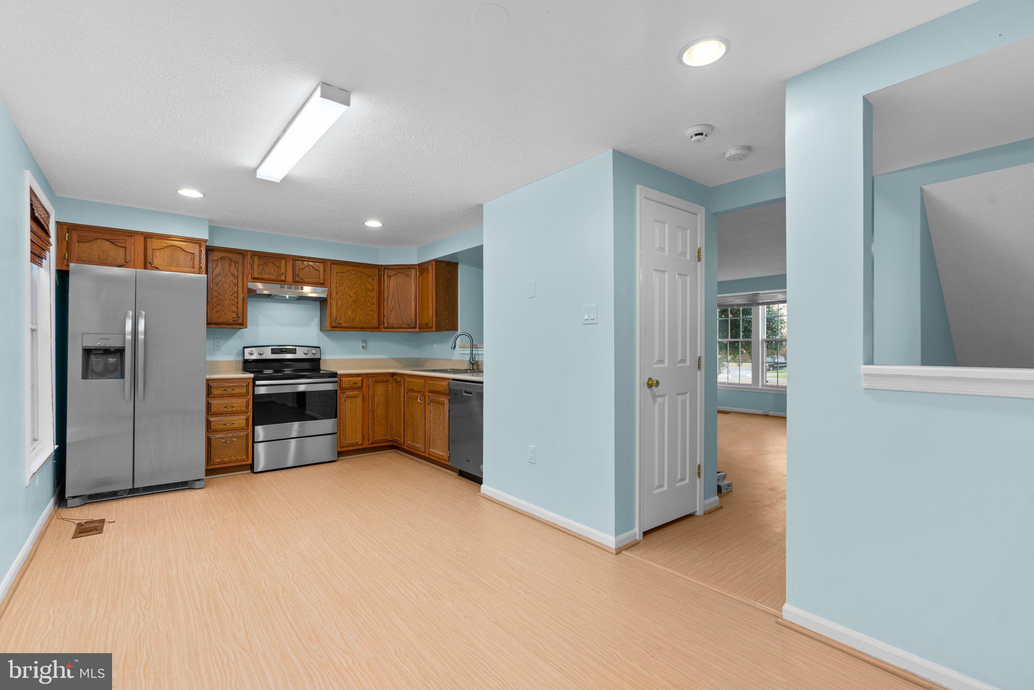 7855 Paddock Way