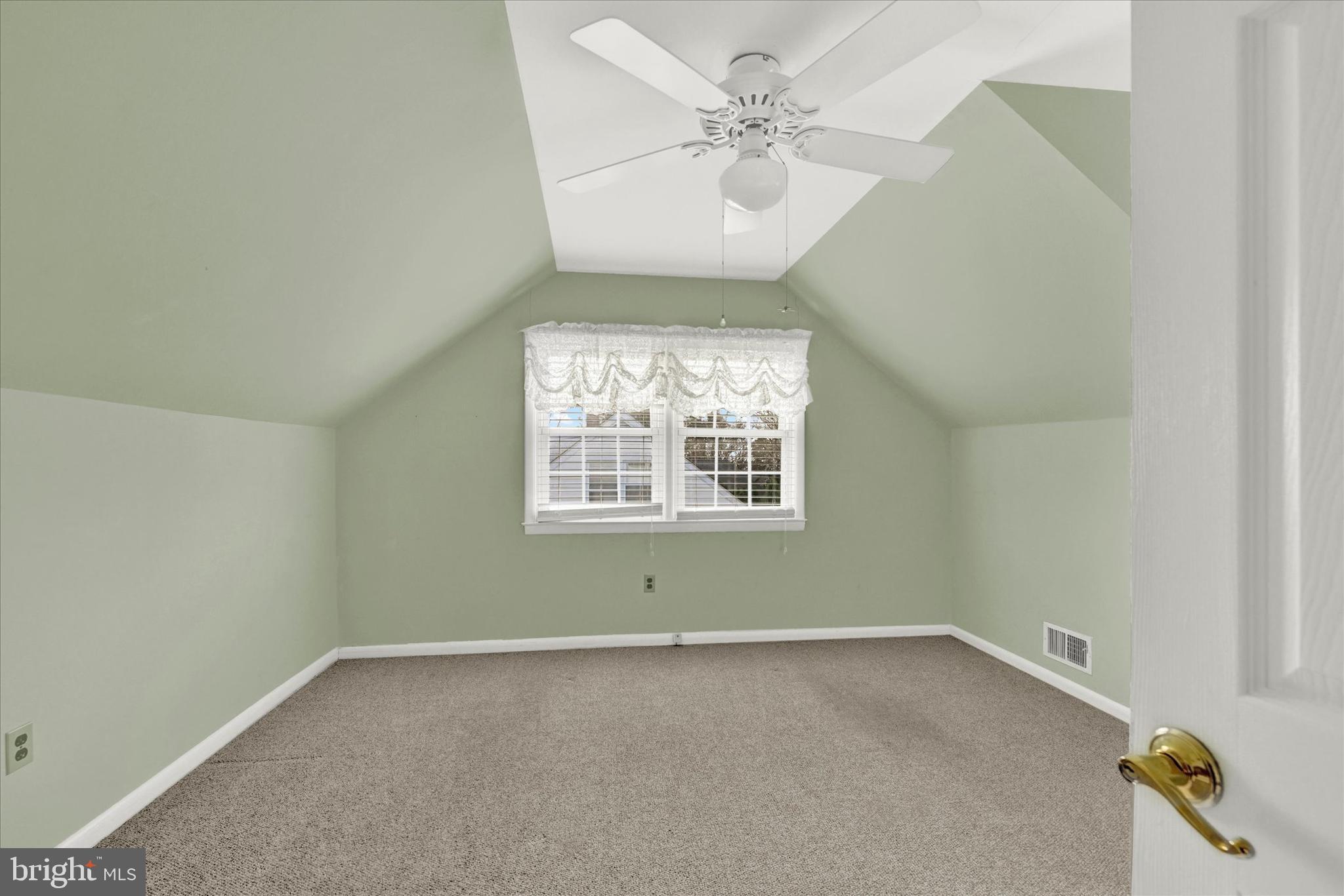 9407 Thornewood COURT