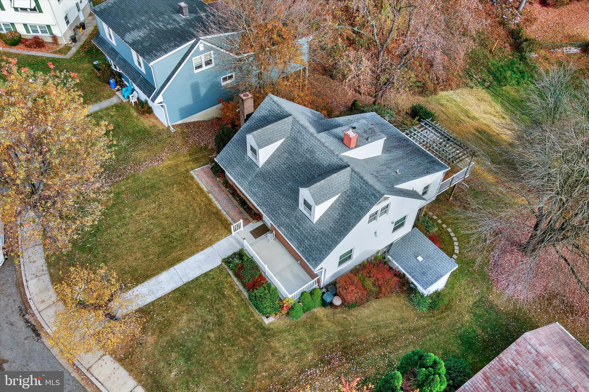 9407 Thornewood COURT