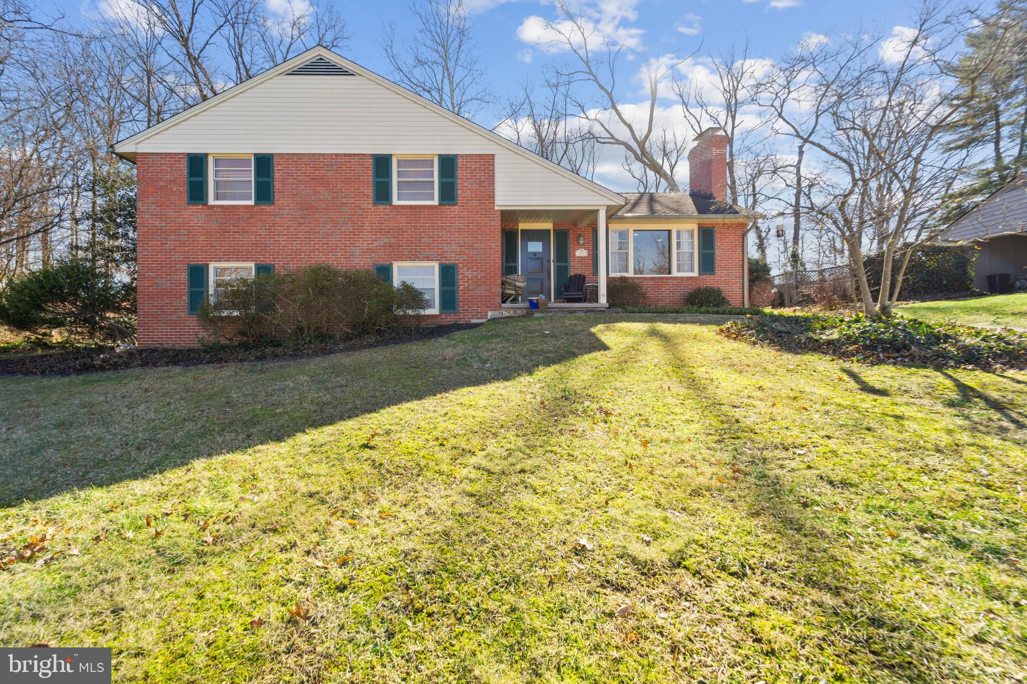 205 Lynncrest Court