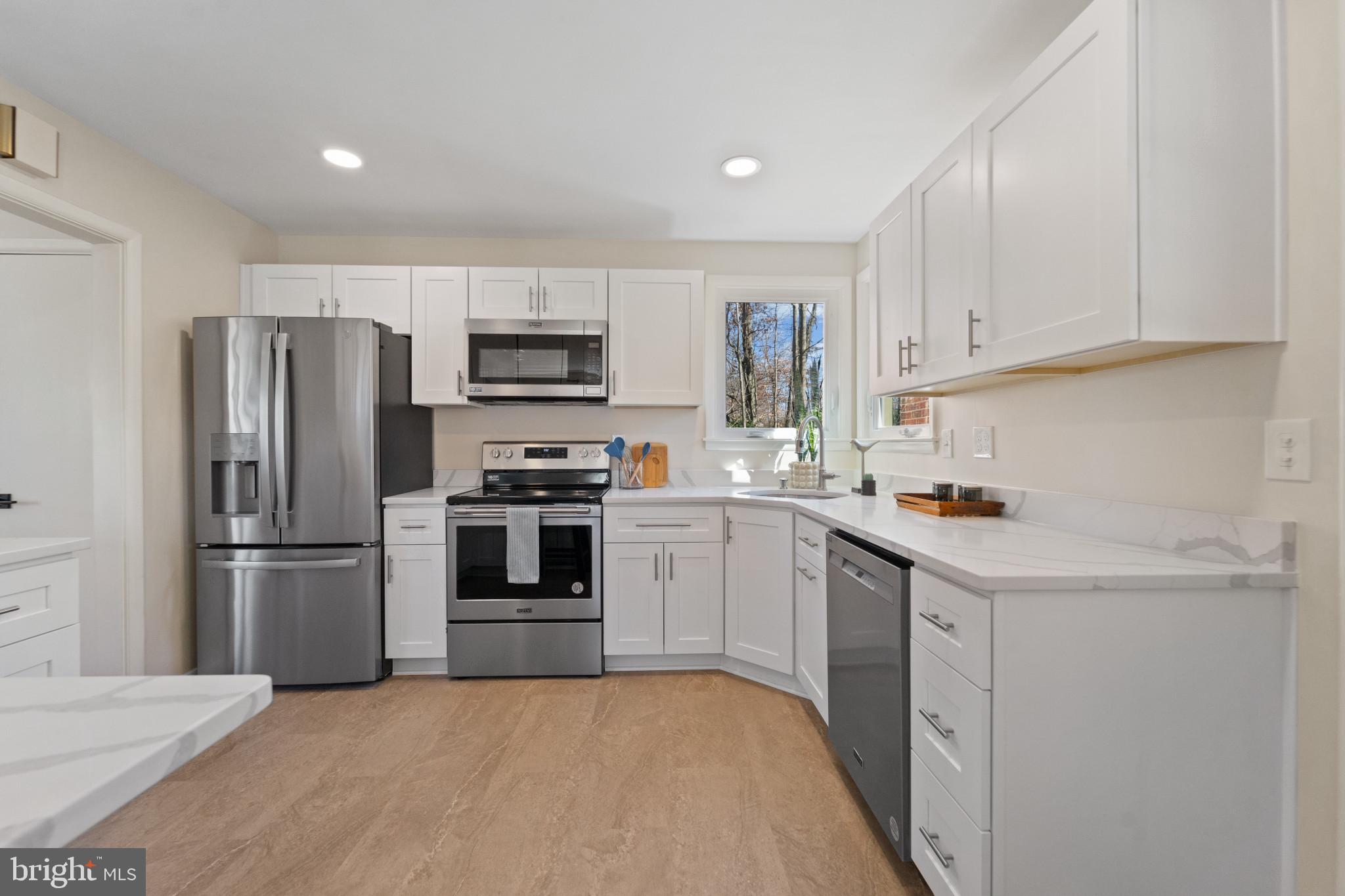 205 Lynncrest Court