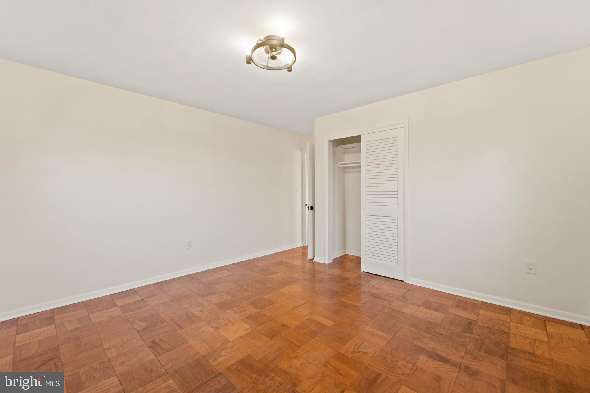 205 Lynncrest Court
