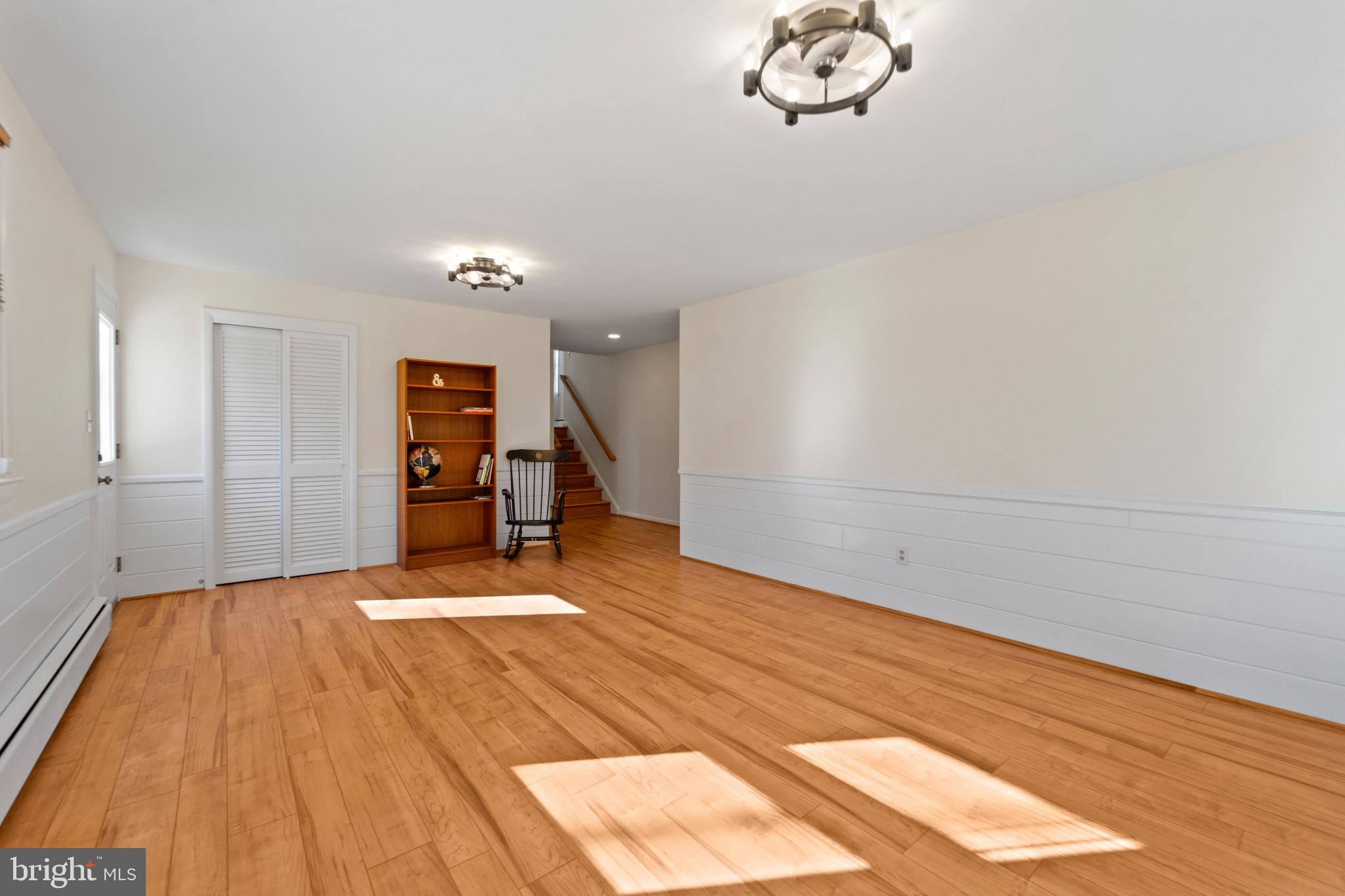 205 Lynncrest Court