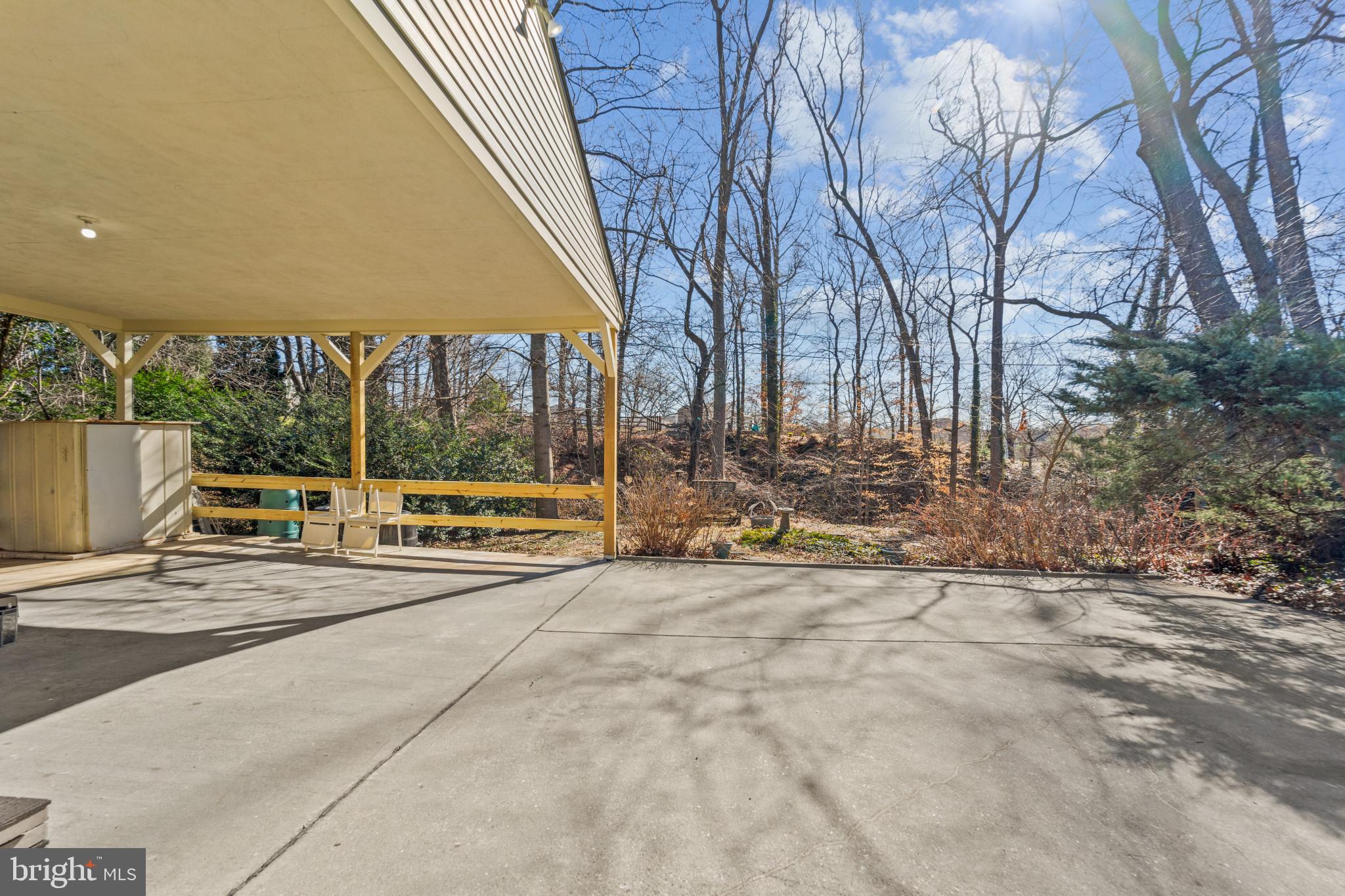 205 Lynncrest Court