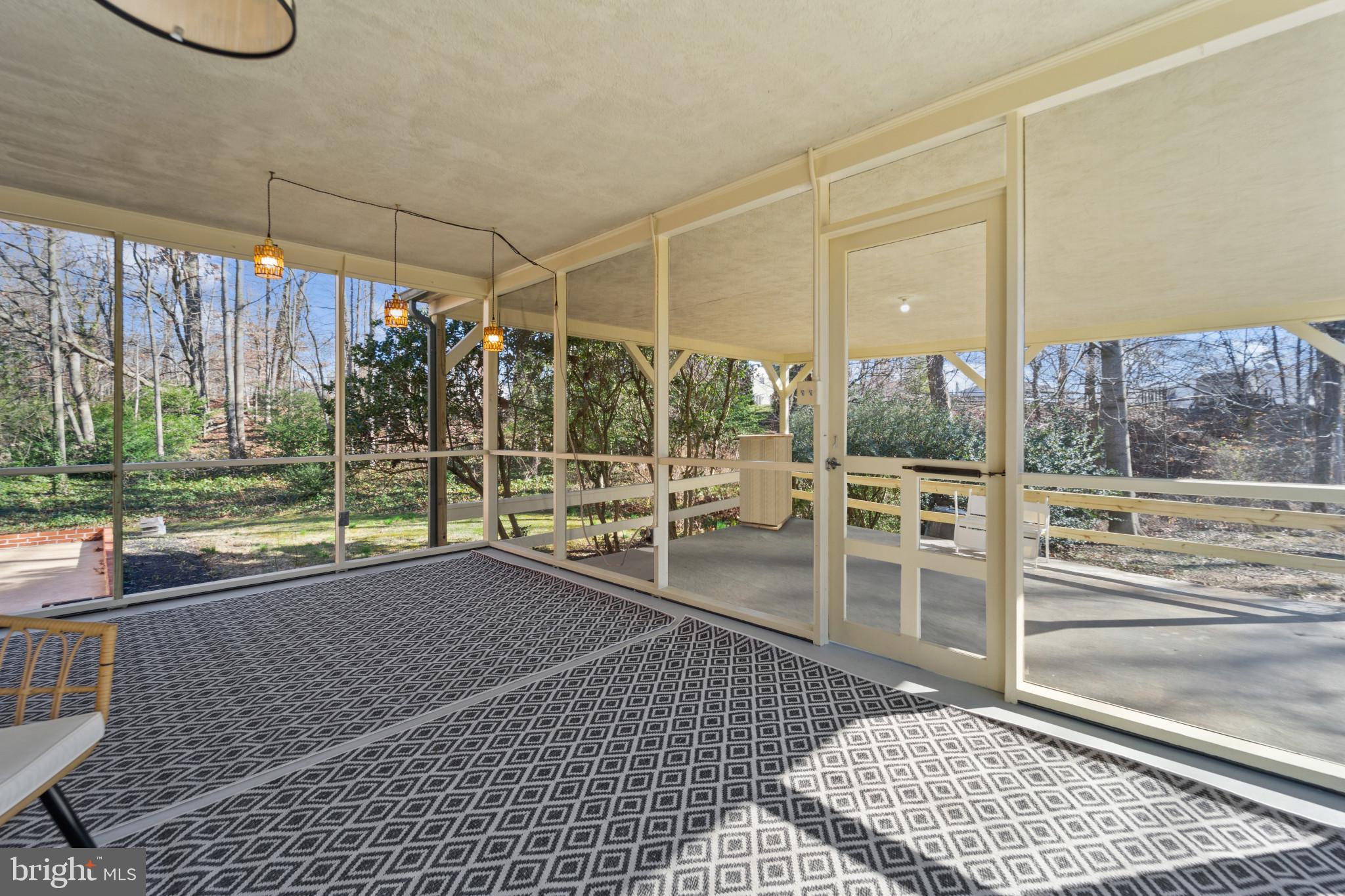 205 Lynncrest Court
