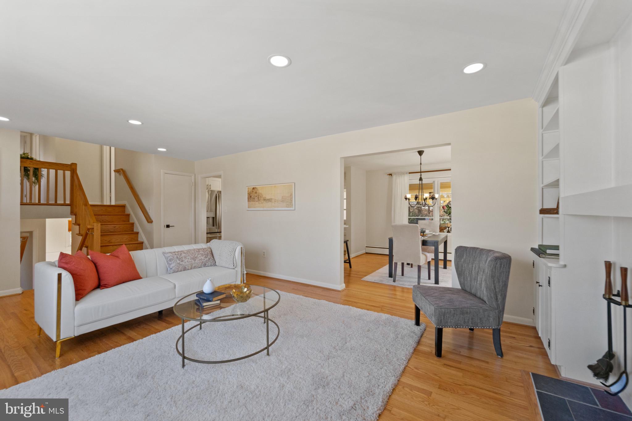 205 Lynncrest Court