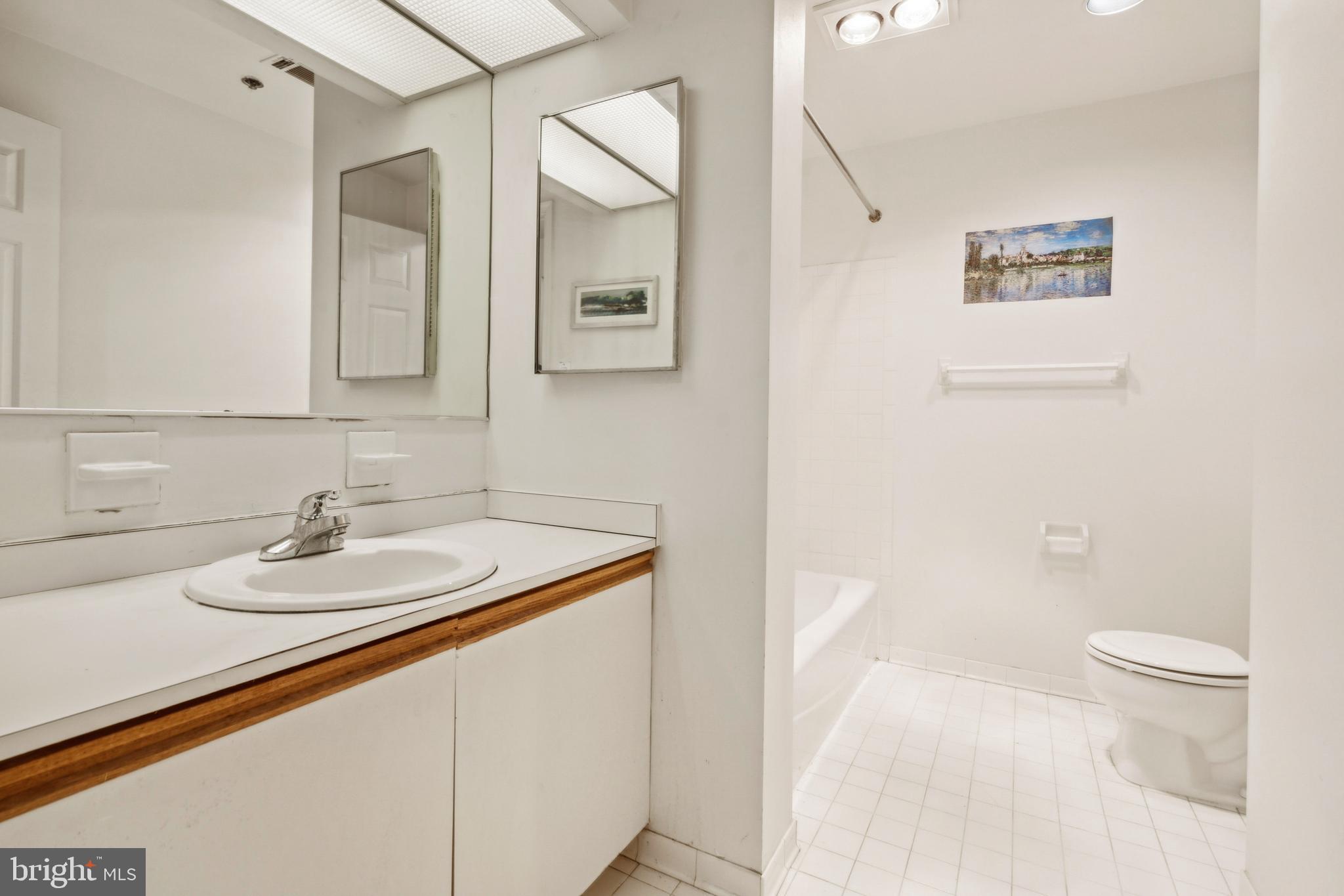 2 Southerly Ct #401