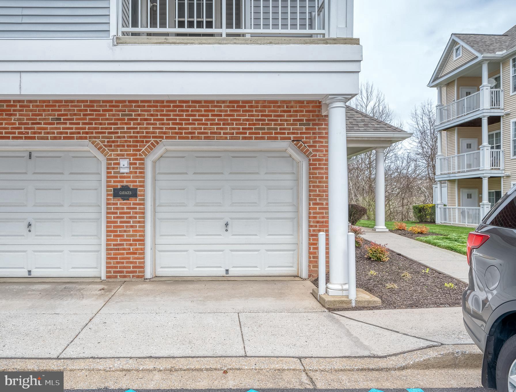 5004 Hollington Dr #206