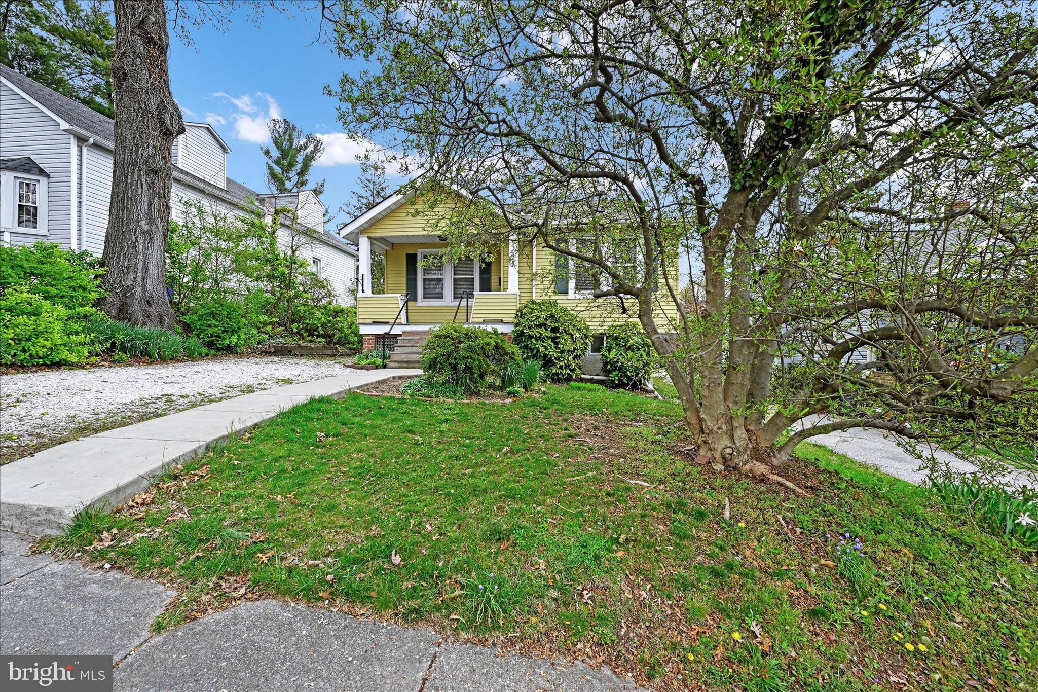 6509 Maplewood Rd