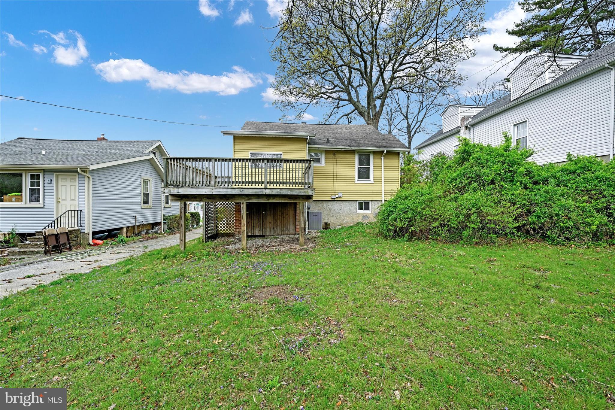 6509 Maplewood Rd
