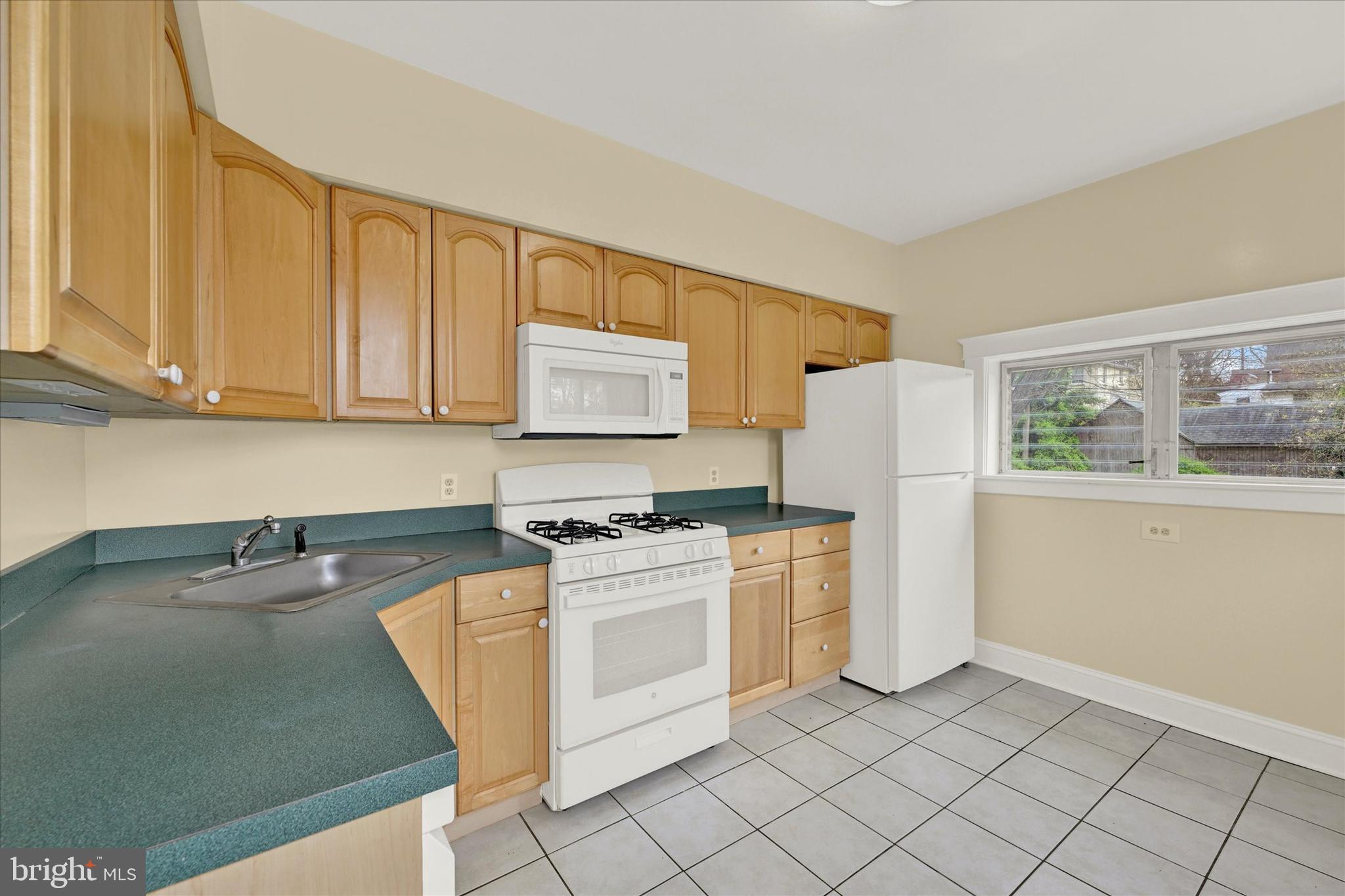 6509 Maplewood Rd