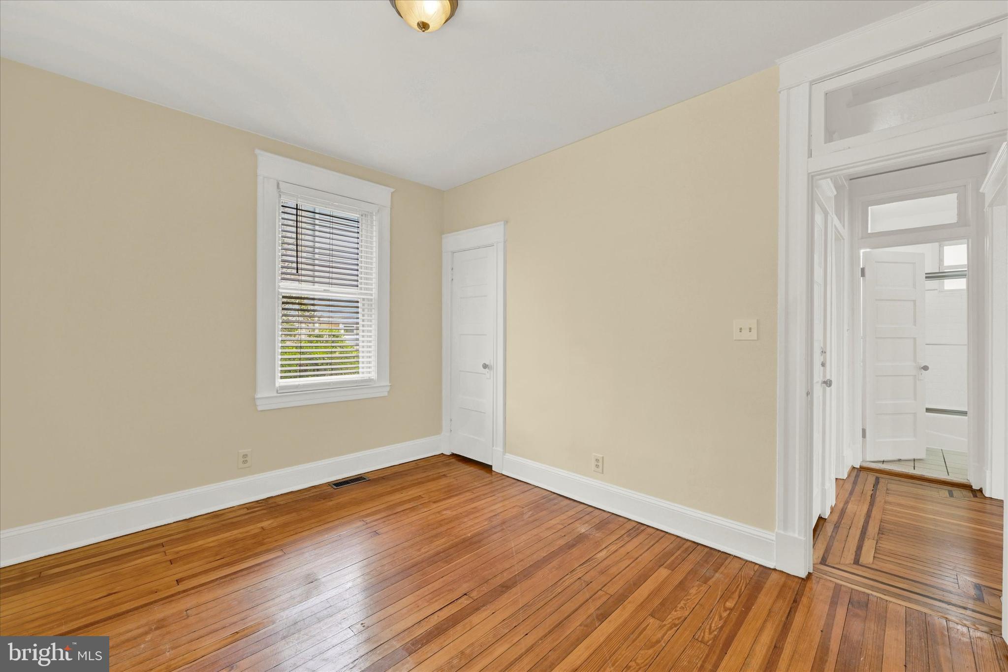 6509 Maplewood Rd