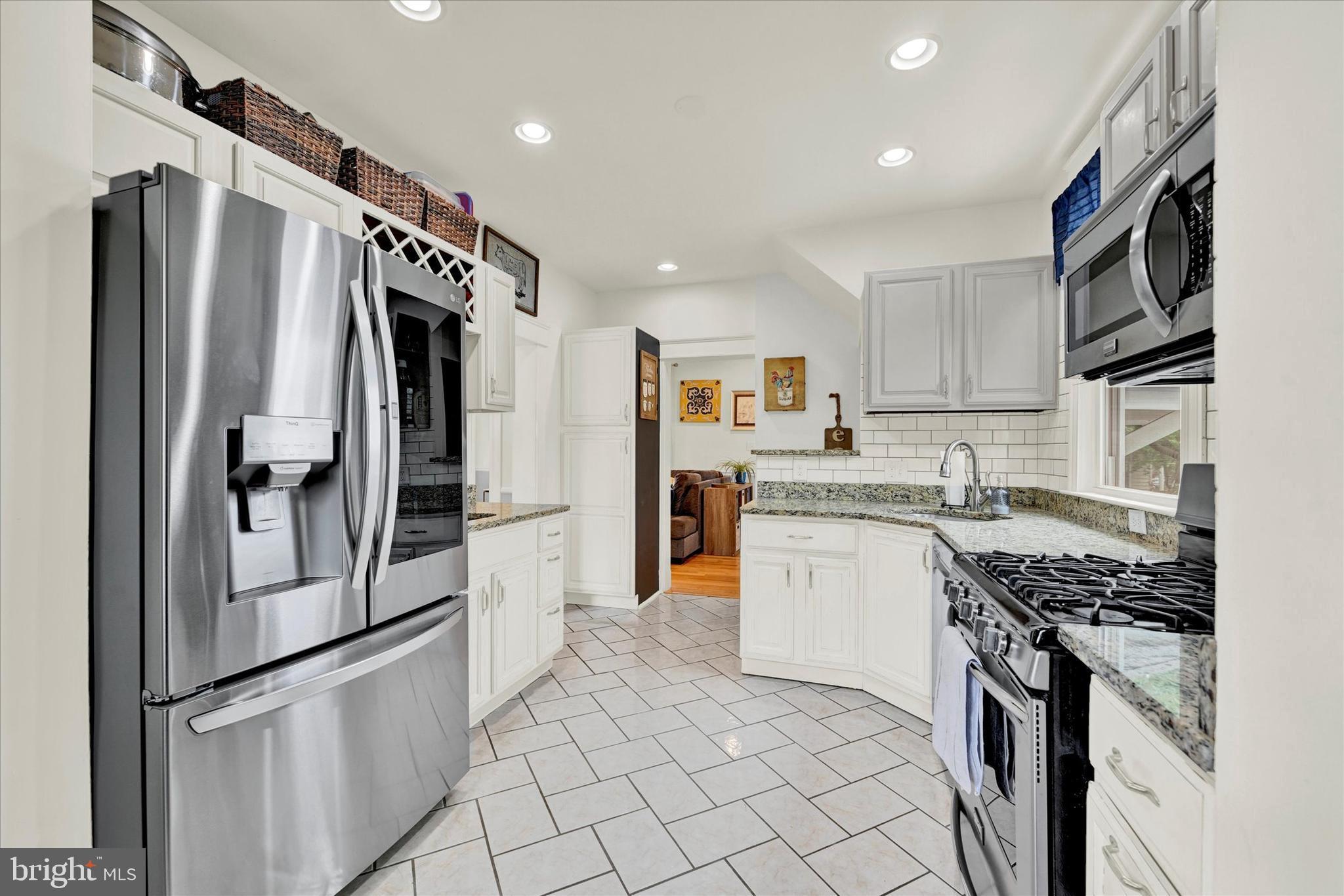 1012 Overbrook Rd