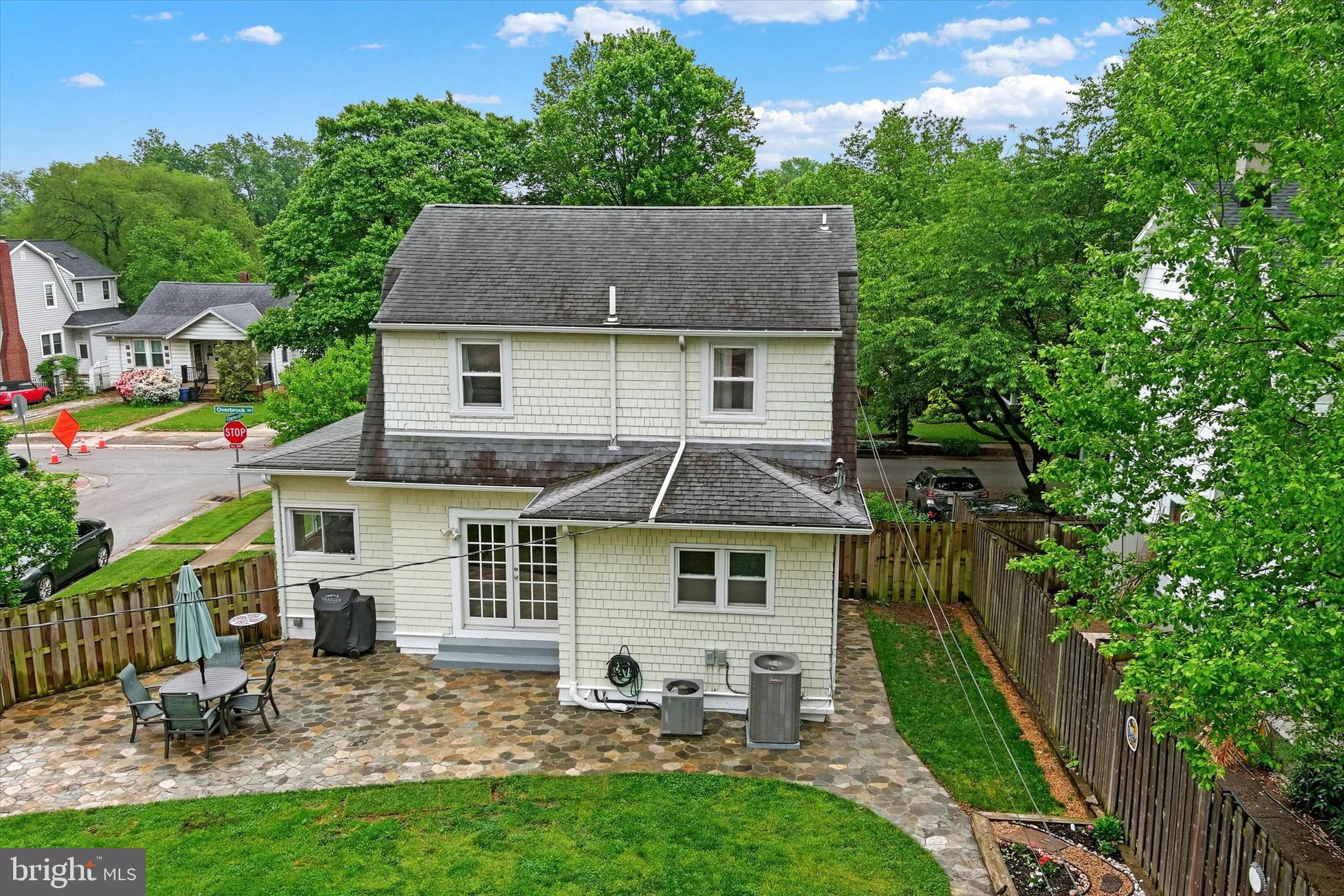 1012 Overbrook Rd