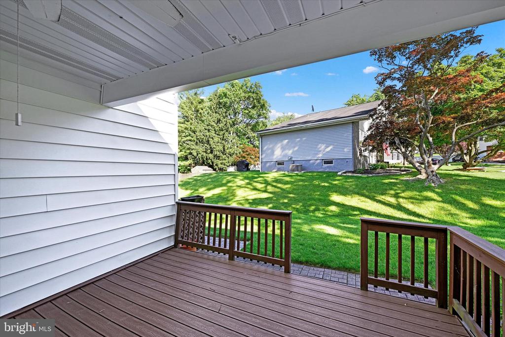 935 Beaverbank Cir