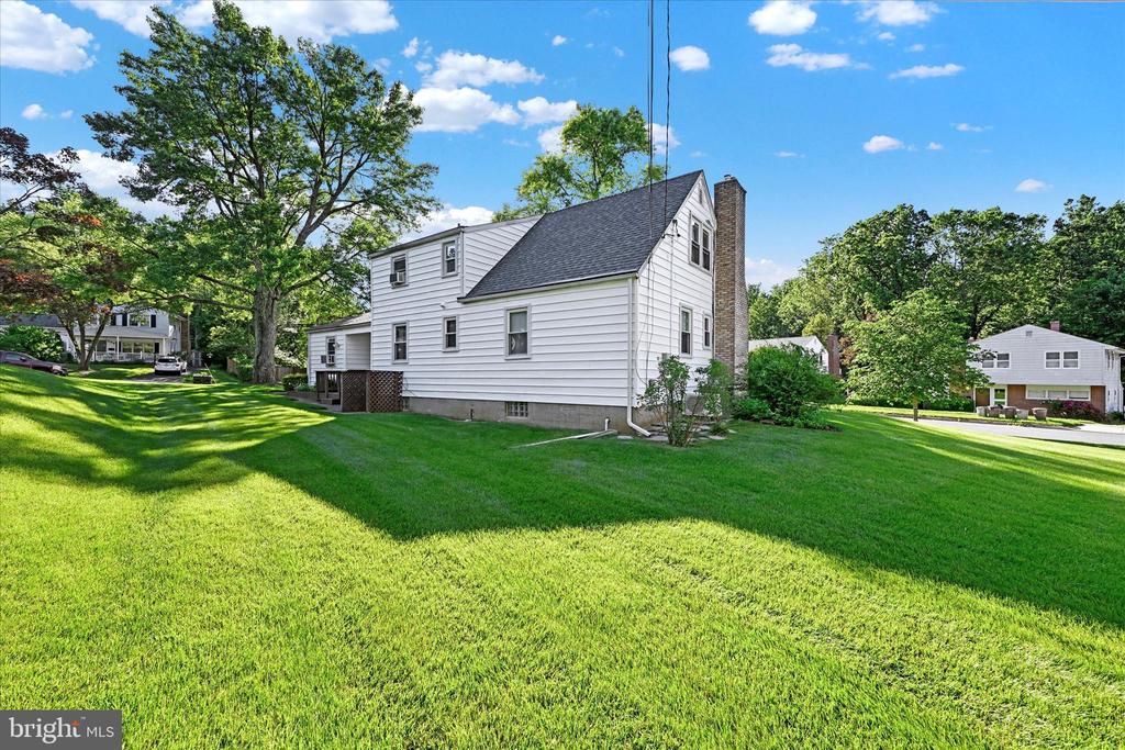 935 Beaverbank Cir