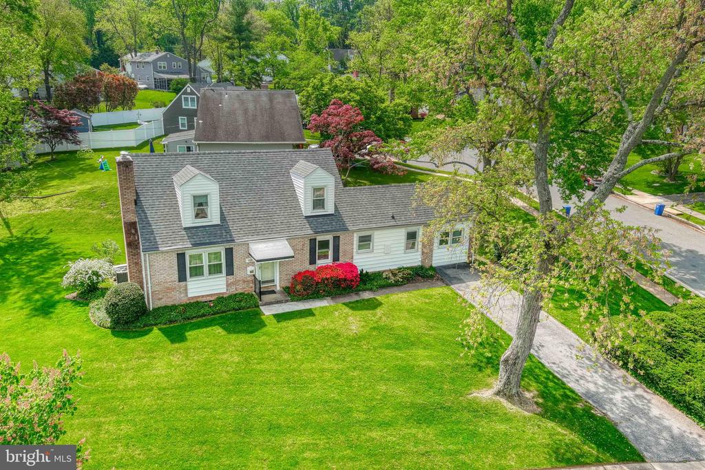 935 Beaverbank Cir
