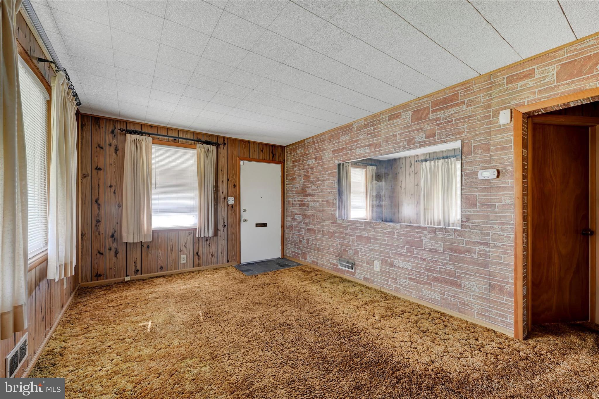 2518 Plainfield Rd