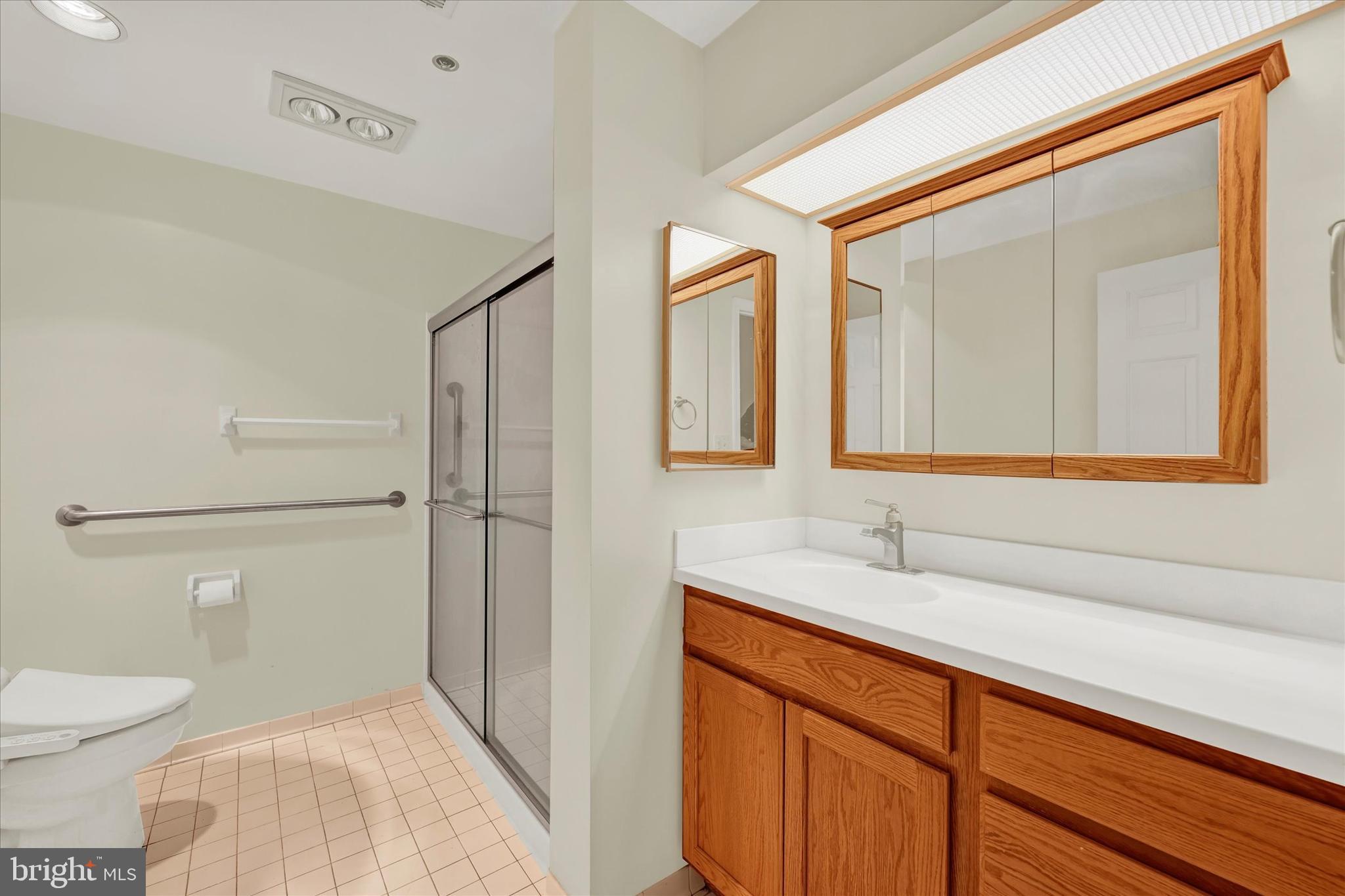 2 Southerly Ct #204