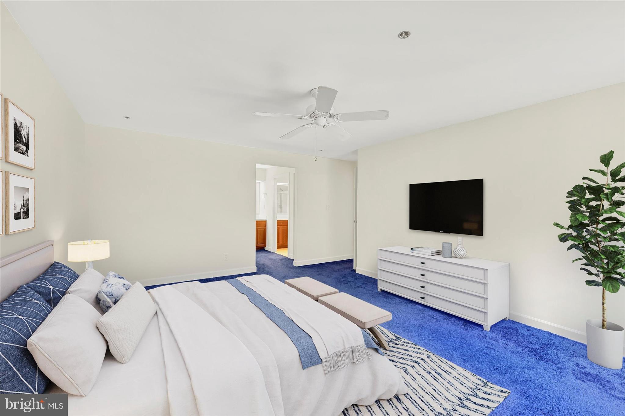 2 Southerly Ct #204