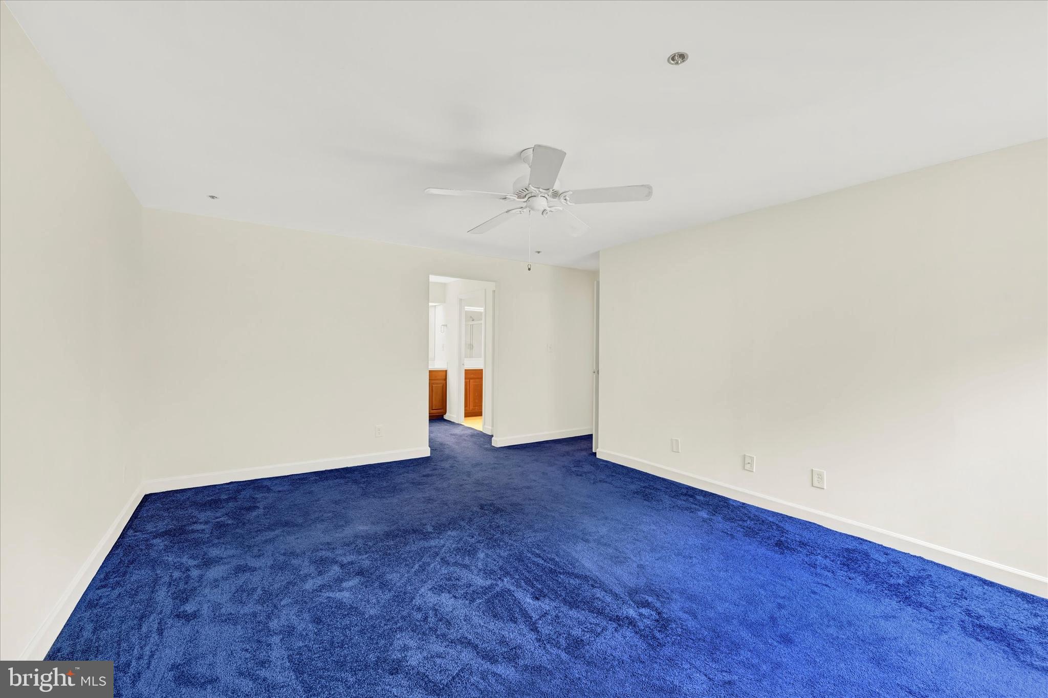 2 Southerly Ct #204