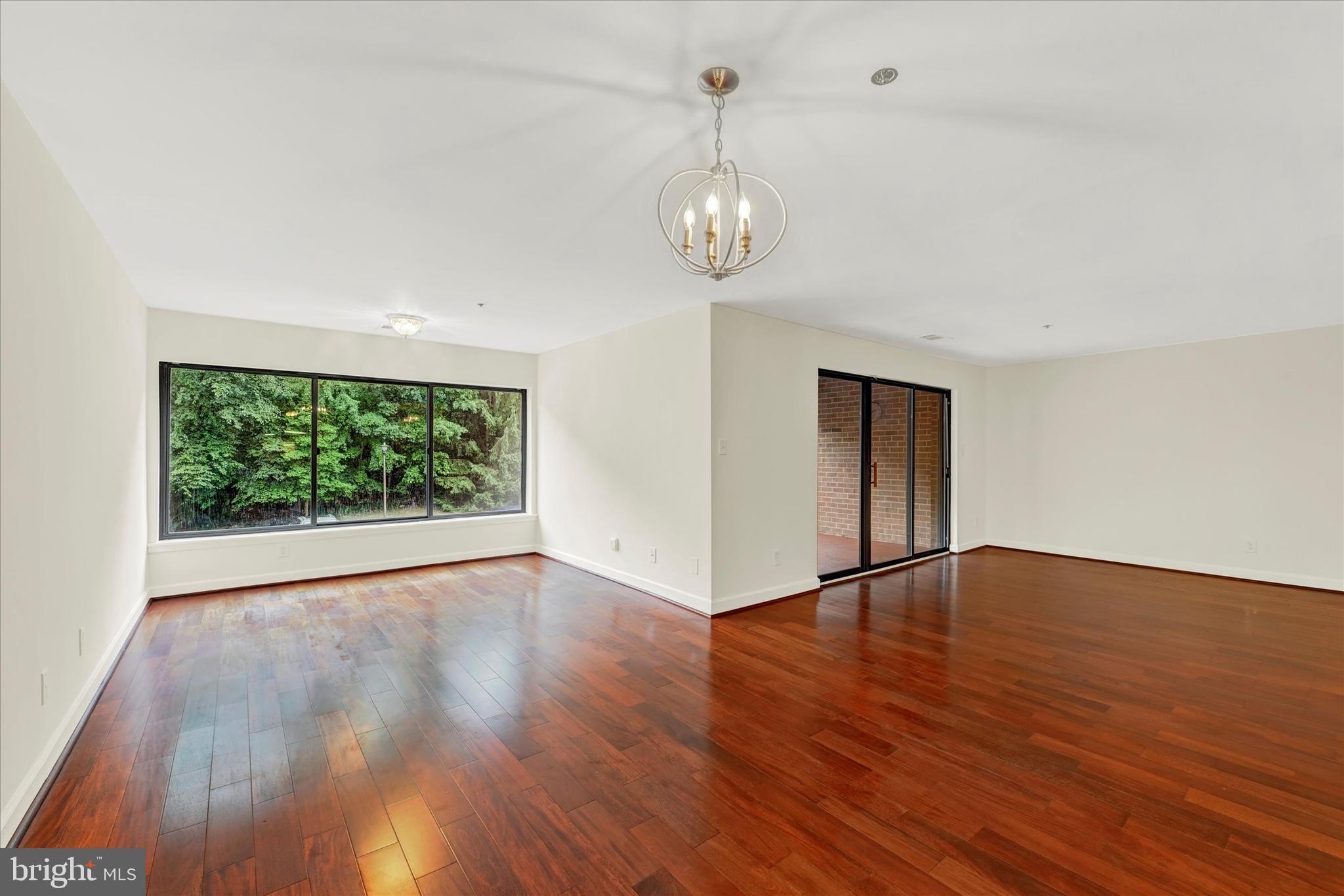 2 Southerly Ct #204