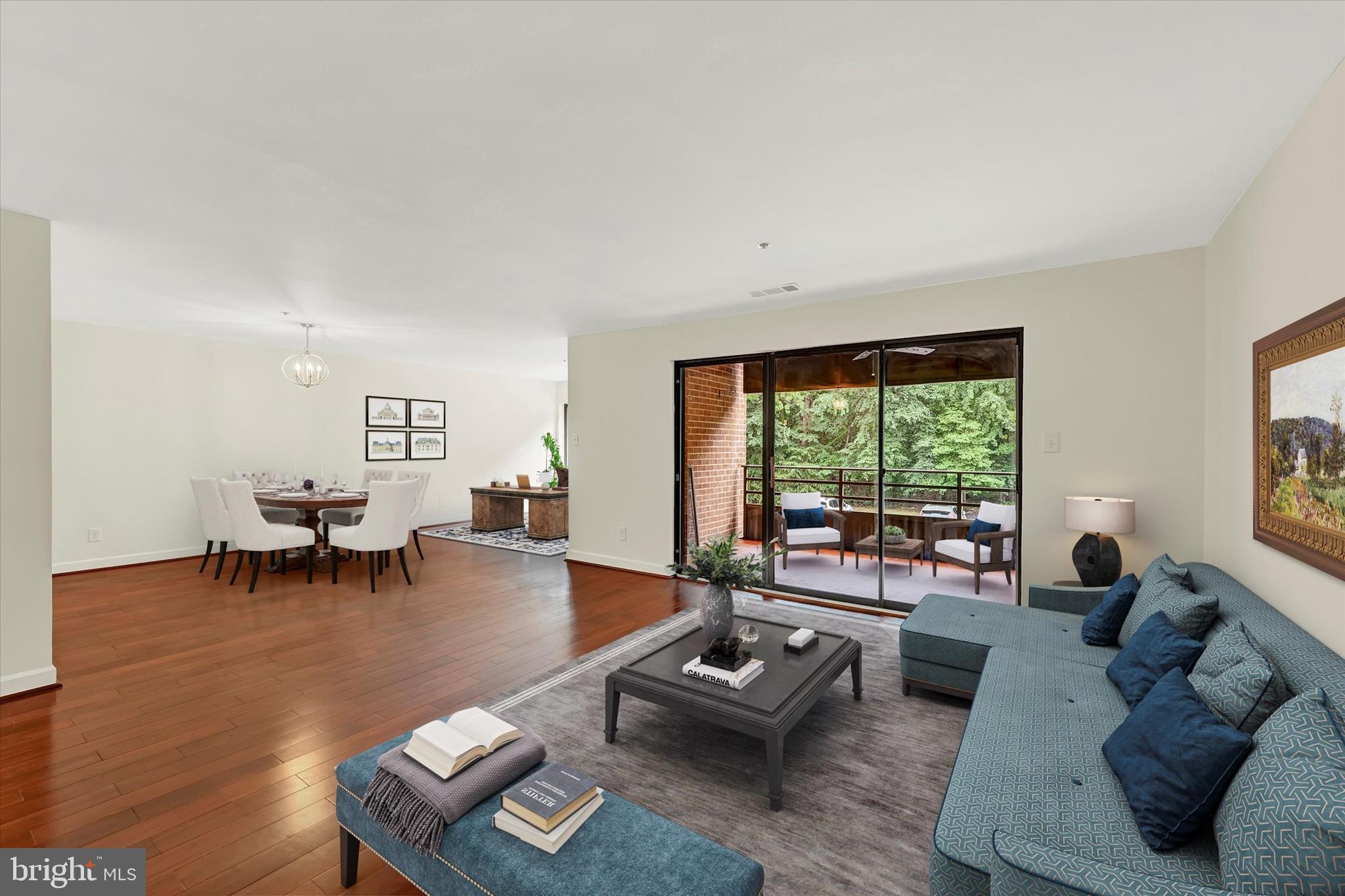 2 Southerly Ct #204